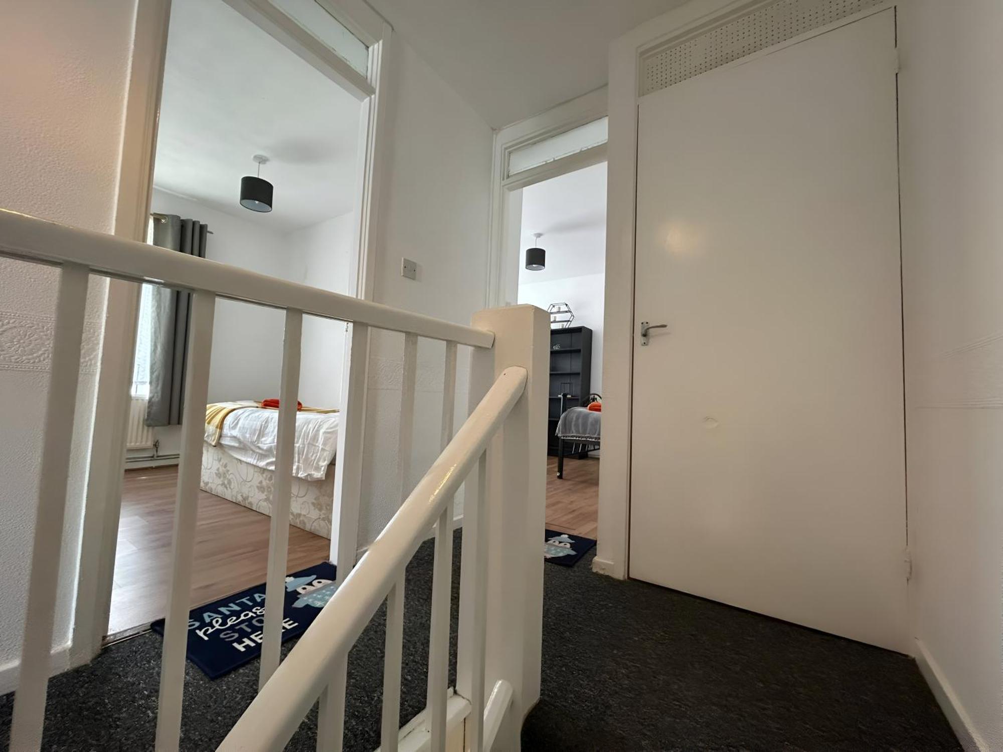 3 Bedroom House By M40 J4 High Wycombe Luaran gambar
